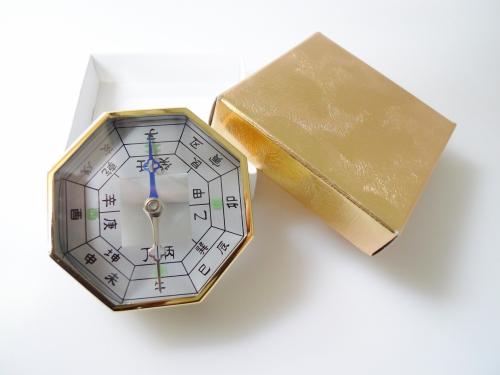 風水コンパス(金の箱入り)