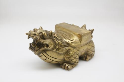 贔屓の置物(銅製・大)